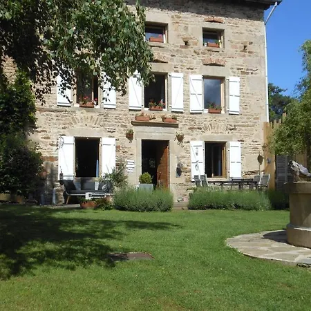 Domaine De Sault Bed & Breakfast