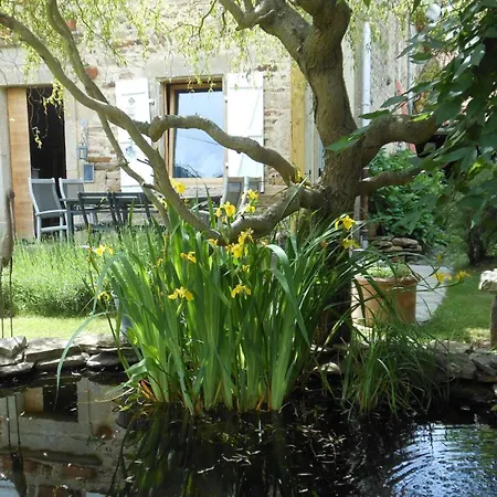 Domaine De Sault Bed & Breakfast *